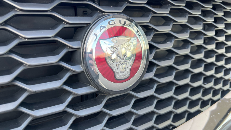 Jaguar E-Pace 2.0d [240] SE 5dr Auto Diesel Estate